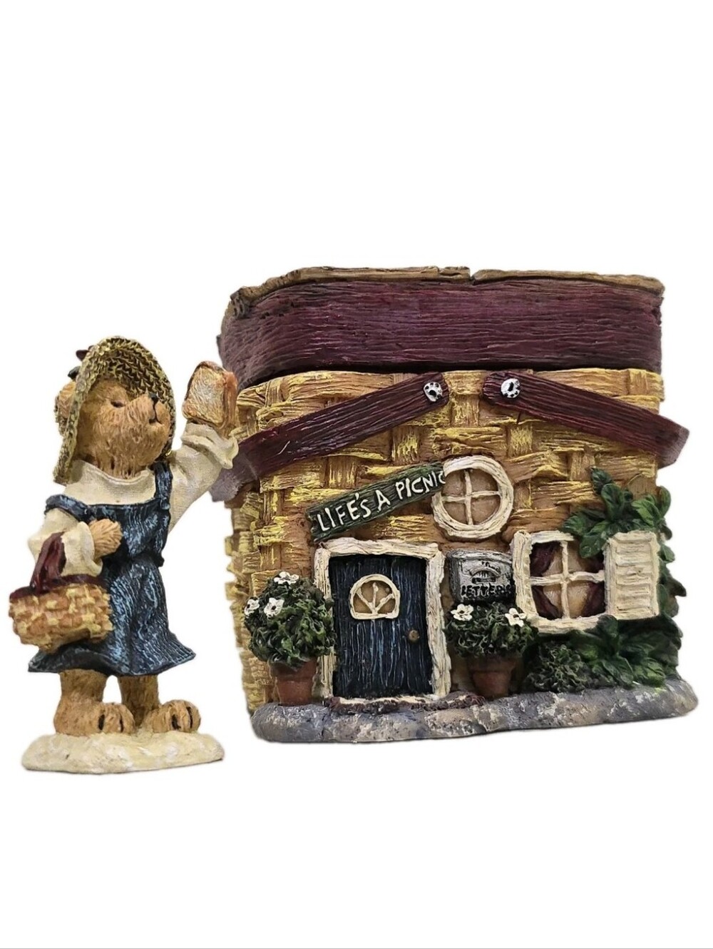 vintage y2K BOYDS COLLECTION Ceramic Molly's Picnic Palace Americana 2nd Edition